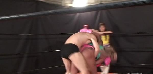  Japanese Mixed Fight and Femdom
